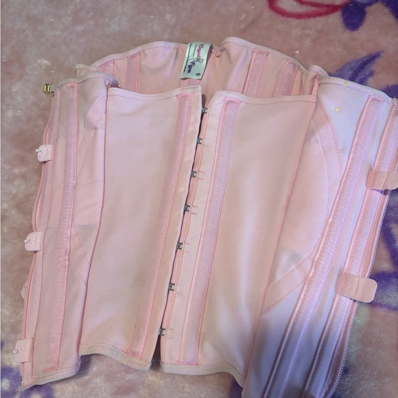 1044 Deluxe Snatching Corset - Picture 5 of 7